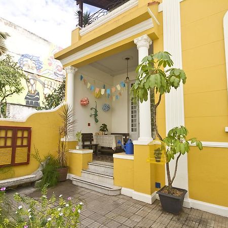 Guanaani Hostel วิตอเรีย ภายนอก รูปภาพ