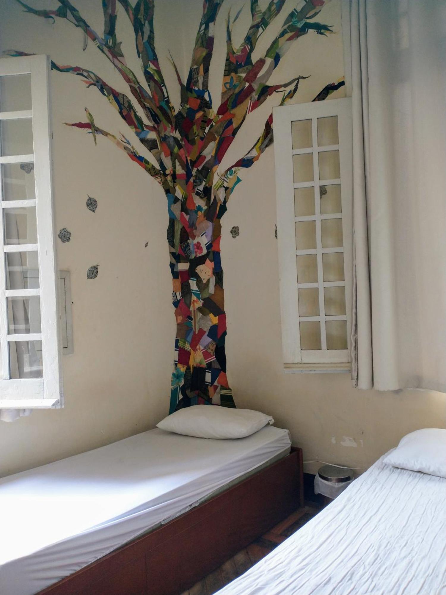 Guanaani Hostel วิตอเรีย ภายนอก รูปภาพ