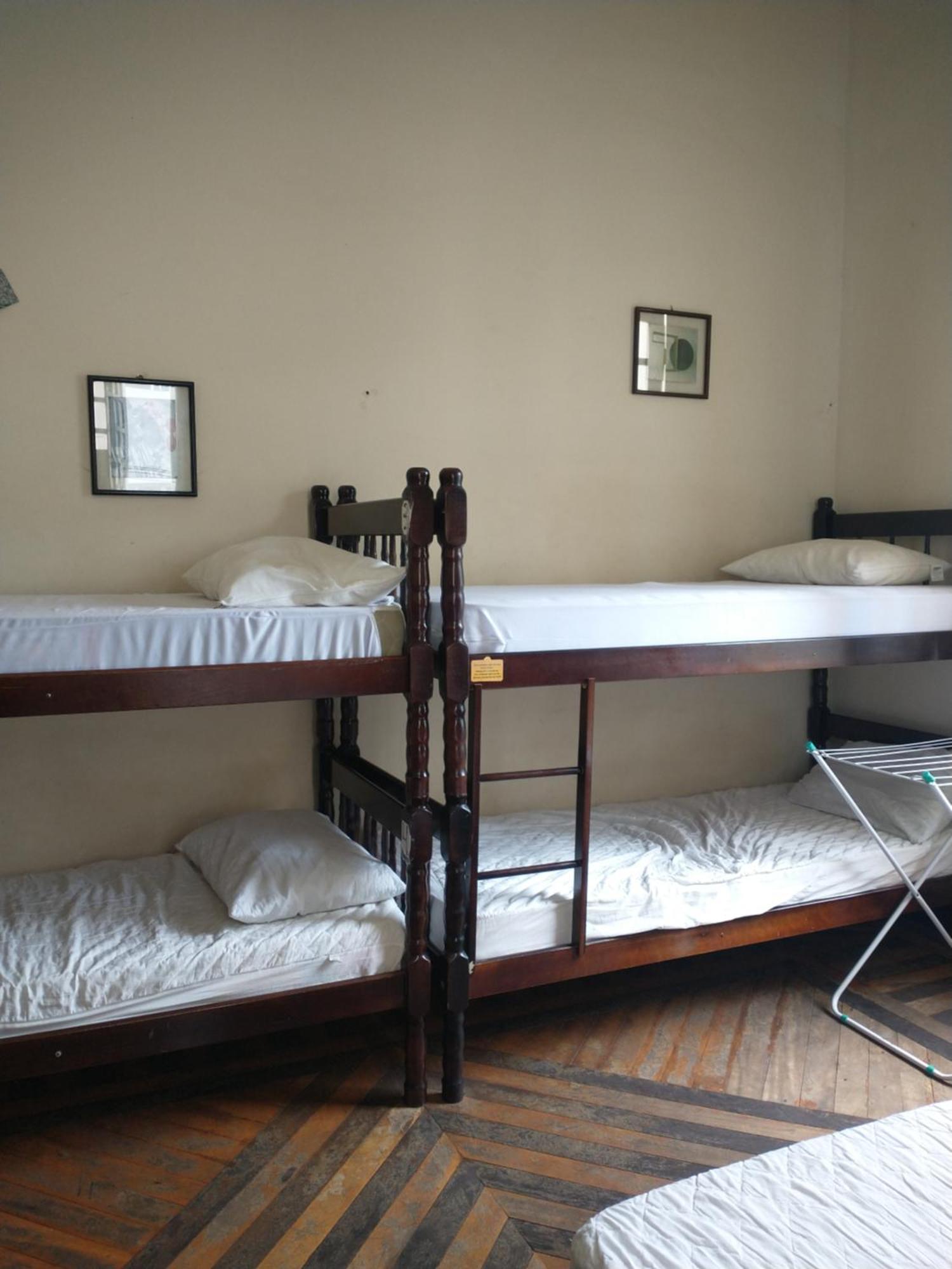 Guanaani Hostel วิตอเรีย ภายนอก รูปภาพ