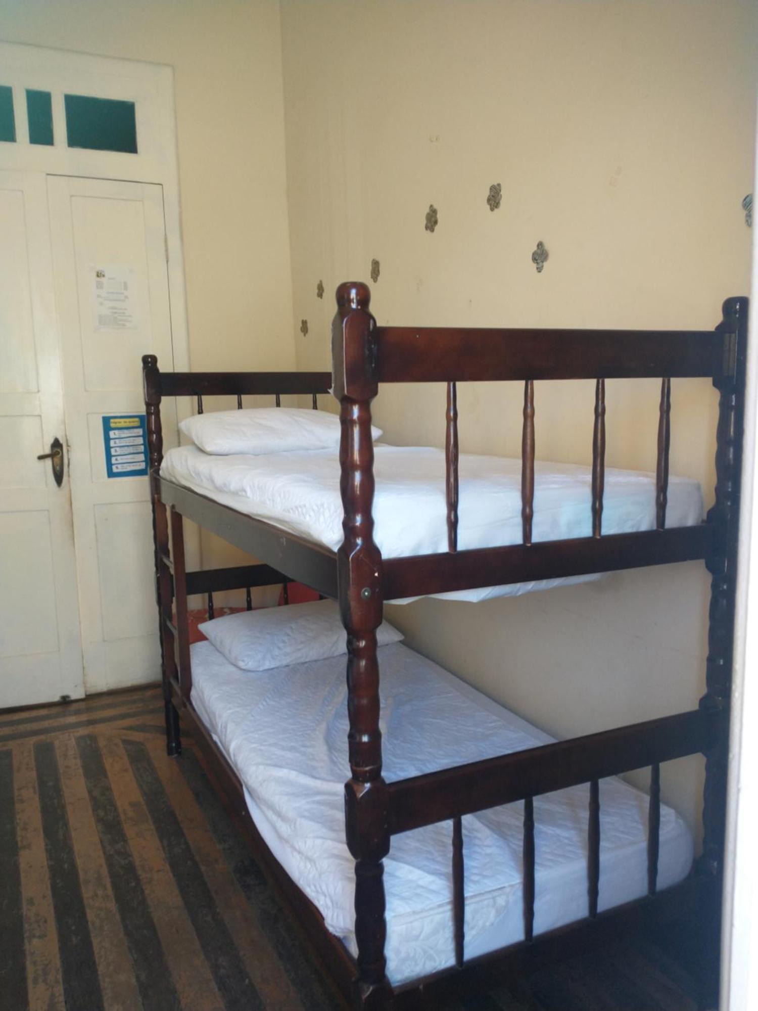 Guanaani Hostel วิตอเรีย ภายนอก รูปภาพ