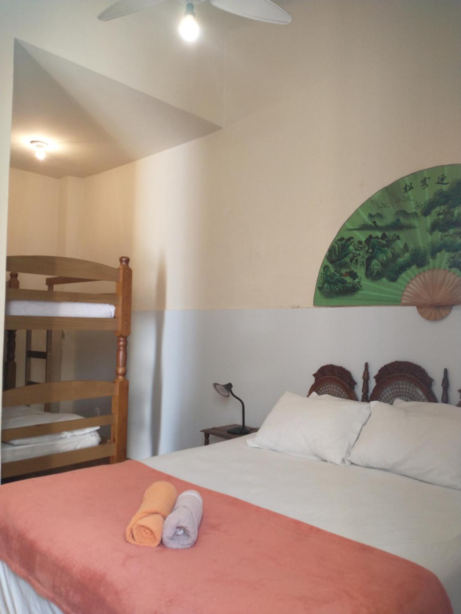 Guanaani Hostel วิตอเรีย ภายนอก รูปภาพ